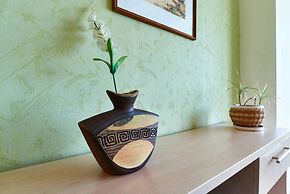 Home-Hotel Evgenia Sverstuka 8