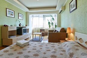 Home-Hotel Evgenia Sverstuka 8