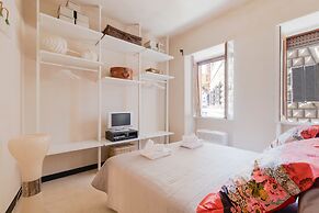 Rome as you feel - Torre Argentina Art Apartment
