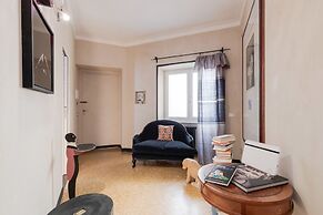 Rome as you feel - Torre Argentina Art Apartment