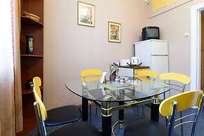 Home-Hotel Lva Tolstogo 5A