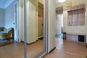 Home-Hotel Lva Tolstogo 5A