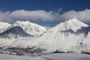 Lyngsalpan Cruise Lodge