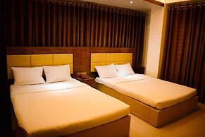 The Alina Hotel & Suites
