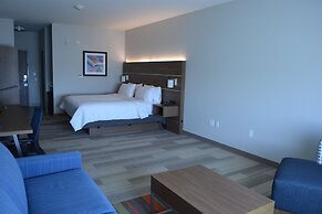 Holiday Inn Express & Suites Liberal by IHG