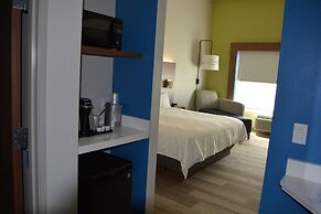Holiday Inn Express & Suites Liberal by IHG