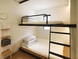 Seoul Cube Itaewon - Hostel