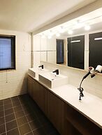 Seoul Cube Itaewon - Hostel