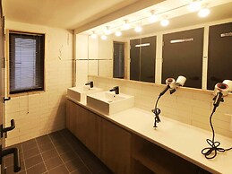 Seoul Cube Itaewon - Hostel