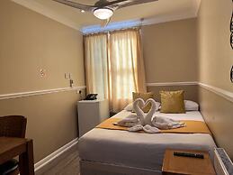 The Commongate Hotel