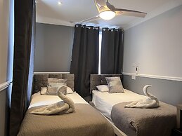 The Commongate Hotel