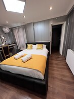 The Commongate Hotel