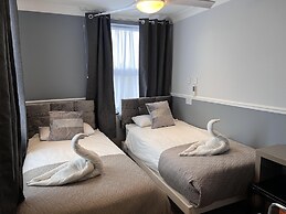 The Commongate Hotel