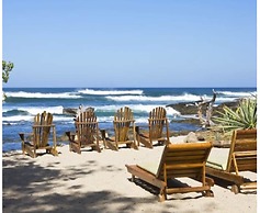 Sueno del Mar Beachfront Hotel