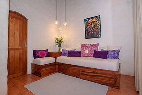 Sueno del Mar Beachfront Hotel