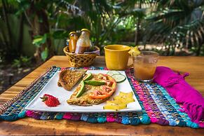 Sueno del Mar Beachfront Hotel