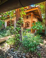 Sueno del Mar Beachfront Hotel