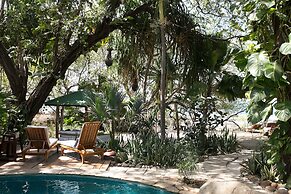 Sueno del Mar Beachfront Hotel