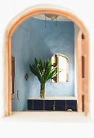 Sueno del Mar Beachfront Hotel