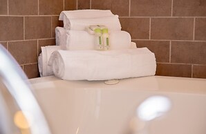 School 31 Lofts at Colors Studios