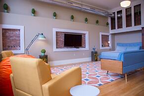 School 31 Lofts at Colors Studios