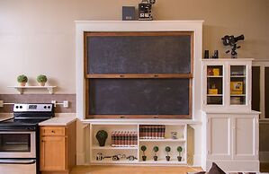 School 31 Lofts at Colors Studios