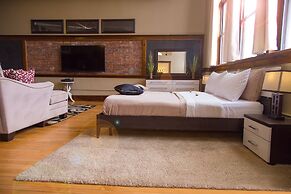 School 31 Lofts at Colors Studios