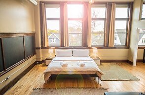 School 31 Lofts at Colors Studios