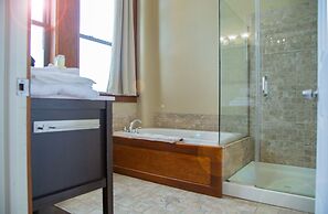 School 31 Lofts at Colors Studios