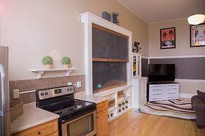 School 31 Lofts at Colors Studios