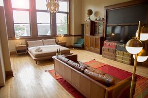 School 31 Lofts at Colors Studios