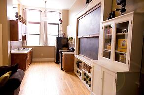 School 31 Lofts at Colors Studios