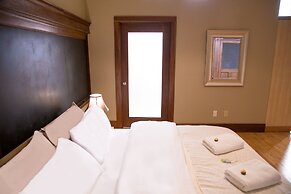 School 31 Lofts at Colors Studios