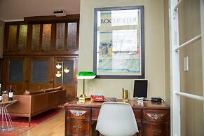 School 31 Lofts at Colors Studios