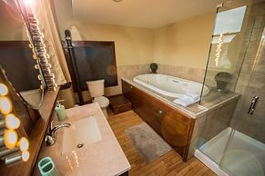 School 31 Lofts at Colors Studios