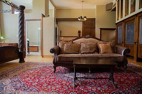 School 31 Lofts at Colors Studios