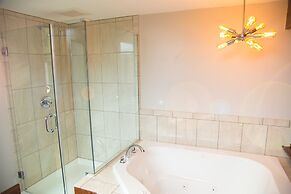 School 31 Lofts at Colors Studios