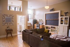 School 31 Lofts at Colors Studios