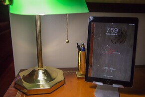 School 31 Lofts at Colors Studios