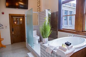 School 31 Lofts at Colors Studios