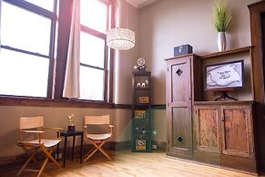 School 31 Lofts at Colors Studios