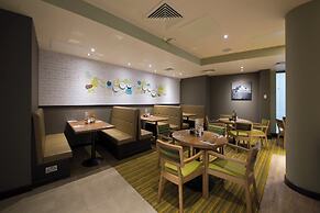 Premier Inn Edinburgh Cc Royal Mile