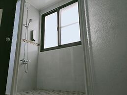 Family of Five Guesthouse