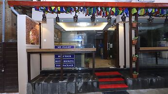 Flying Yak Hotel - Hostel