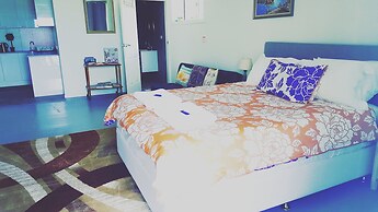 Applebay Guest House