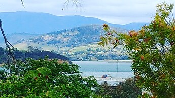 Applebay Guest House