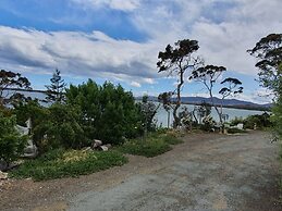 Applebay Guest House