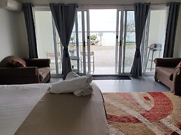 Applebay Guest House