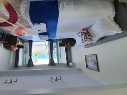 Applebay Guest House