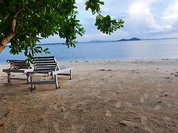 Berakit Bay Resort